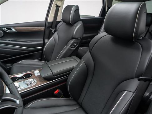 New 2026 Genesis GV80 2.5T Advanced AWD/4WD image 18
