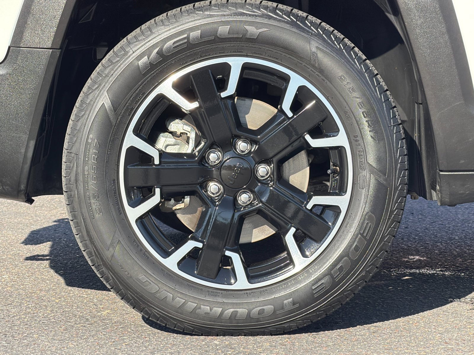 Used 2023 Jeep Renegade Trailhawk AWD/4WD image 24