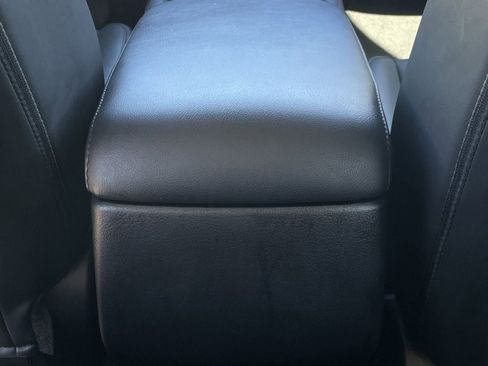 Used 2024 MAZDA MAZDA3 s image 24