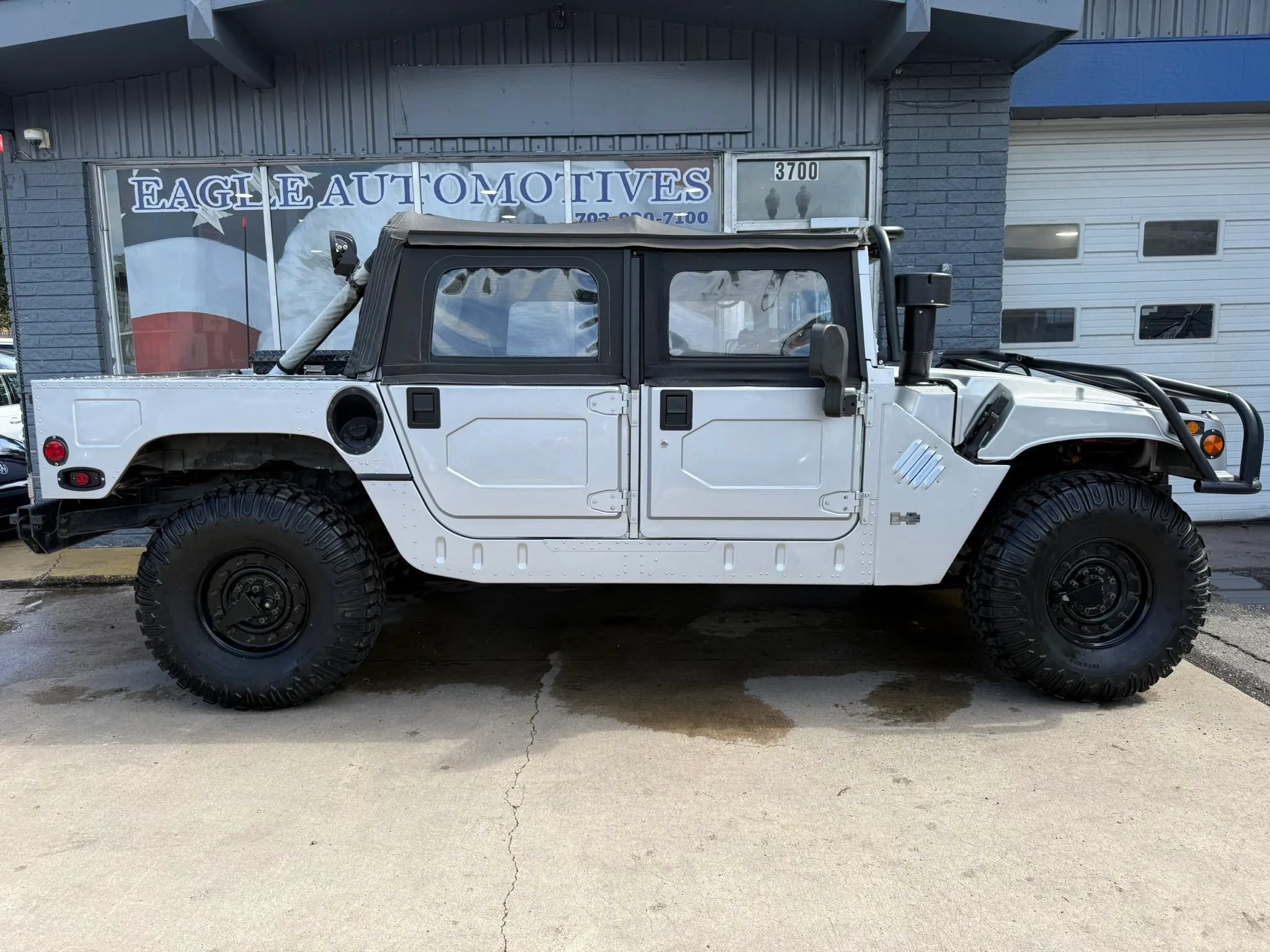 Used 1993 HUMMER H1 4-Door Open Top AWD/4WD image 2