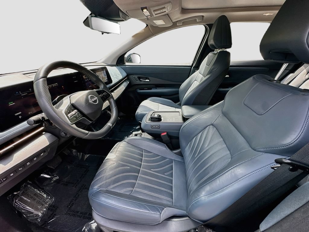 Used 2024 Nissan Ariya AWD image 22