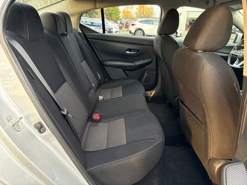 Used 2020 Nissan Sentra SV image 12