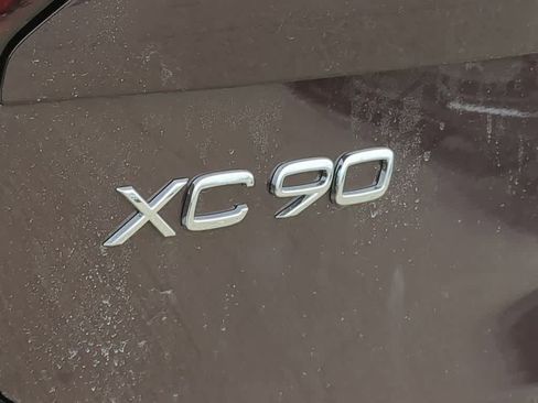 New 2026 Volvo XC90 B5 Core AWD/4WD image 12