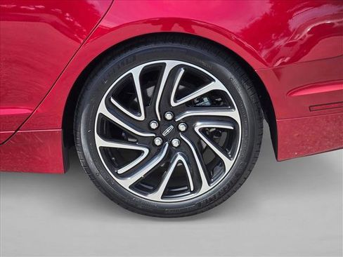 Used 2020 Lincoln MKZ w/ Convenience Package image 23