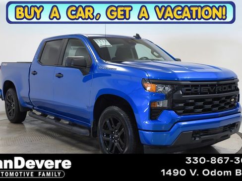 Used 2024 Chevrolet Silverado 1500 Custom AWD/4WD image 1