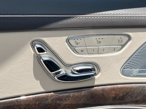 Used 2018 Mercedes-Benz S 560 Sedan image 26