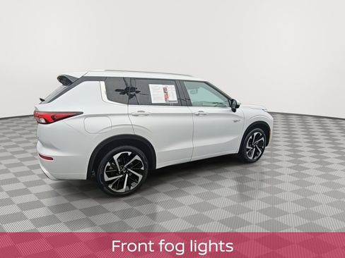 Used 2023 Mitsubishi Outlander SEL image 9