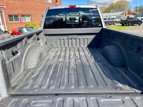 Used 2021 Ford F350 Lariat w/ Lariat Value Package AWD/4WD image 31
