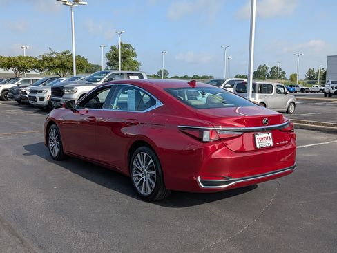 Used 2021 Lexus ES 250 w/ Premium Package AWD/4WD image 6