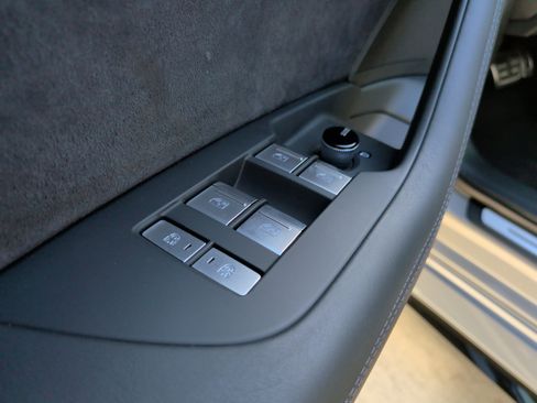 Used 2024 Audi RS 6 performance image 15