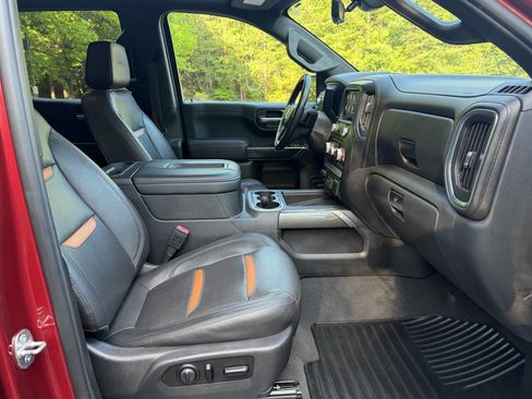 Used 2019 GMC Sierra 1500 AT4 w/ AT4 Premium Package image 15
