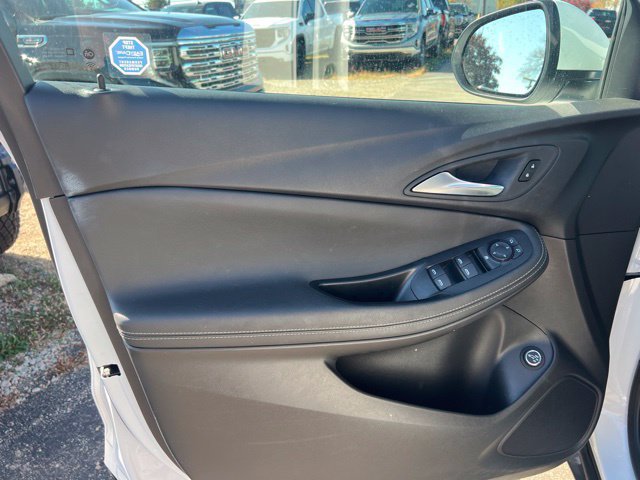 Used 2024 Buick Encore GX Preferred w/ Comfort Package FWD image 18