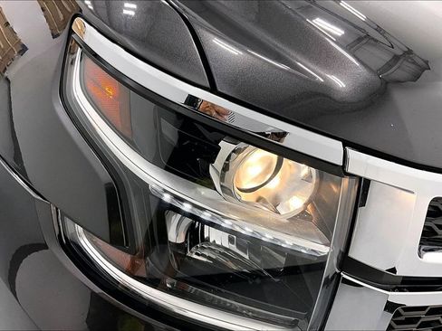 Used 2018 Chevrolet Tahoe LT AWD/4WD image 35