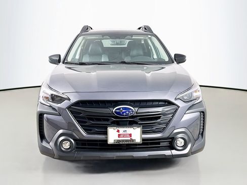 Used 2025 Subaru Outback Onyx Edition AWD/4WD image 2