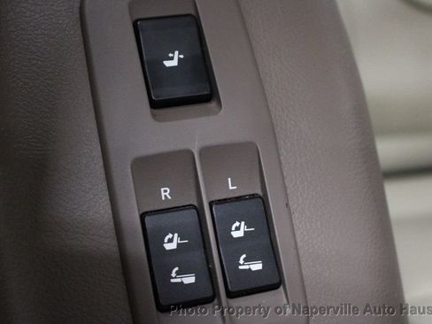 Used 2015 Lexus GX 460 Luxury w/ Preferred Accessory Package AWD/4WD image 38