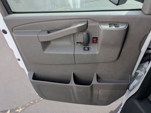 New 2025 GMC Savana 4500 w/ Power Convenience Package RWD image 11