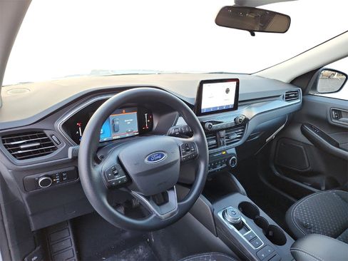 New 2026 Ford Escape Active image 9