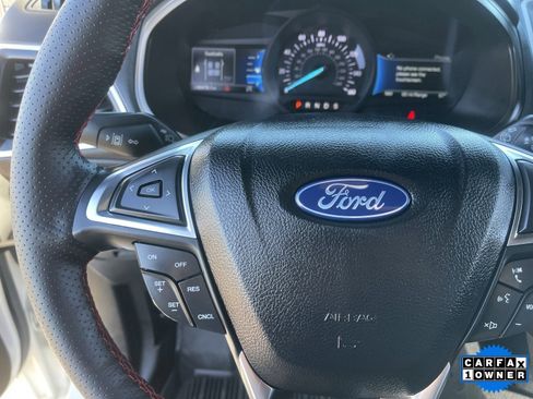 Used 2022 Ford Edge ST-Line image 24