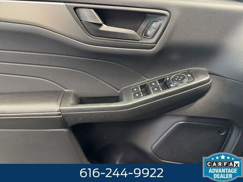 Used 2023 Ford Escape Active image 25