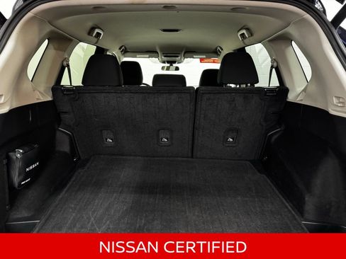 Certified 2025 Nissan Rogue SV AWD/4WD image 38
