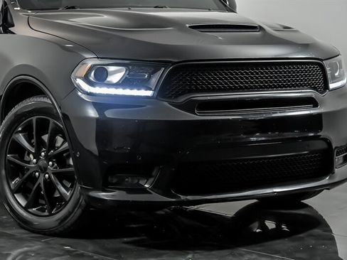 Used 2018 Dodge Durango R/T w/ Trailer Tow Group IV AWD/4WD image 2