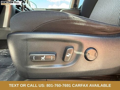 Used 2024 Toyota 4Runner SR5 AWD/4WD image 31
