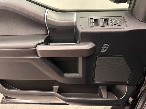 Used 2020 Ford F150 XLT w/ Equipment Group 302A Luxury AWD/4WD image 19