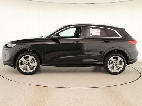 New 2025 Audi Q5 Premium Plus image 2