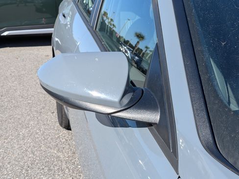 Used 2022 Hyundai Elantra SEL w/ Convenience Package image 11