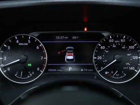 Certified 2023 Nissan Rogue SV image 26