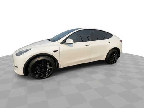 Used 2021 Tesla Model Y Long Range AWD/4WD image 4