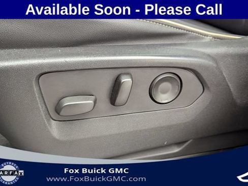 Certified 2023 GMC Yukon XL SLT w/ SLT Premium Package AWD/4WD image 25