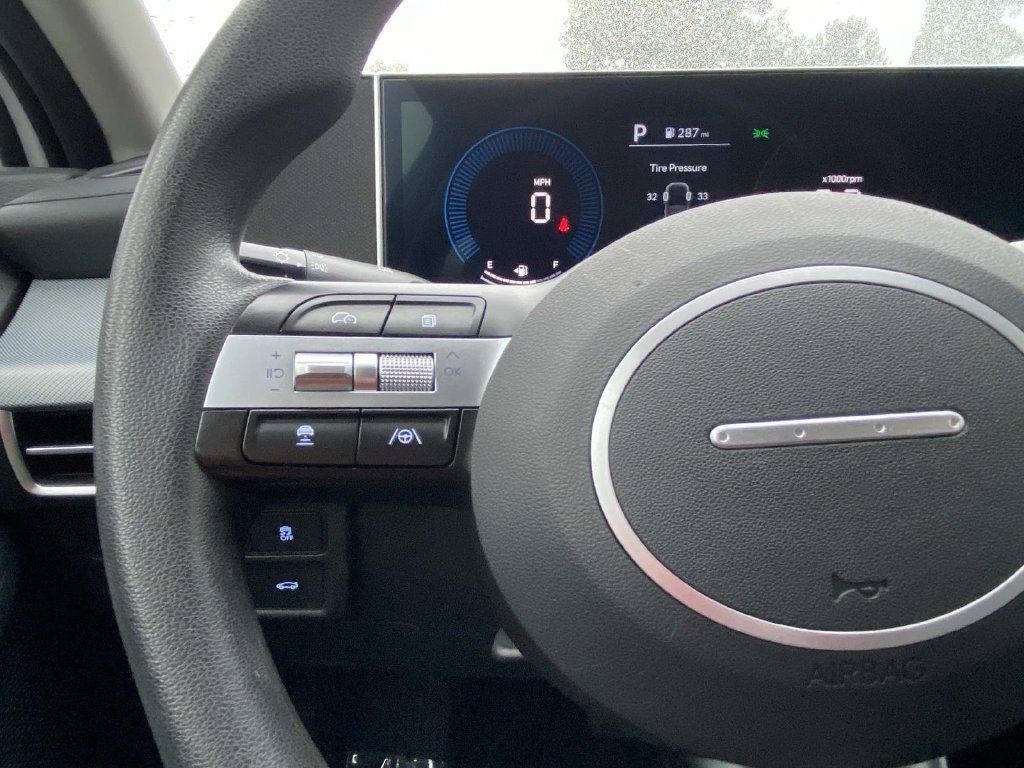 Used 2025 Hyundai Sonata SEL FWD image 32