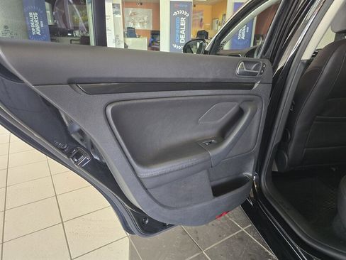 Used 2013 Volkswagen Jetta TDI FWD image 10