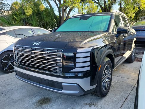 Used 2026 Hyundai Palisade SEL FWD image 3