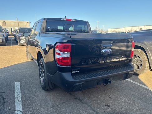 Used 2024 Ford Maverick Lariat image 6