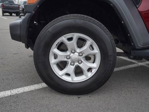 Used 2021 Jeep Wrangler Unlimited Islander image 11