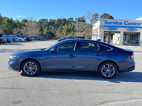 Used 2024 Honda Accord EX image 3