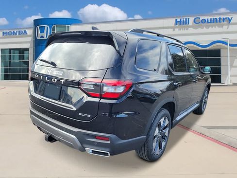 New 2026 Honda Pilot Elite image 5