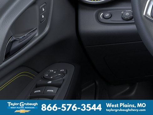 New 2026 Chevrolet Trax LT w/ Driver Confidence Package FWD image 22