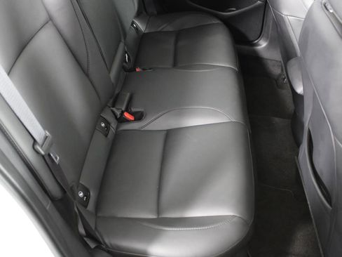 Used 2024 MAZDA MAZDA3 s image 39