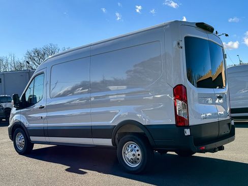 New 2025 Ford Transit 250 148 Medium Roof Extended AWD w/ Exterior Upgrade Package image 5