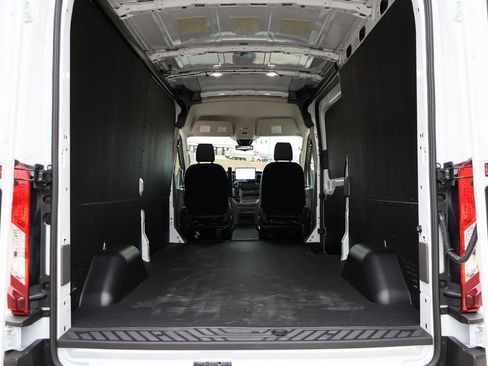 New 2026 Ford Transit 250 148 Medium Roof Extended AWD w/ Load Area Protection Package image 15