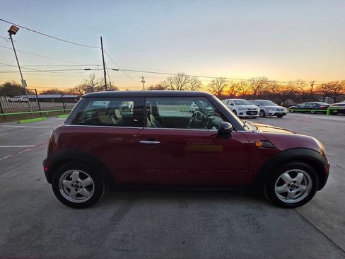 Used 2008 MINI Cooper Hardtop w/ Premium Pkg image 12