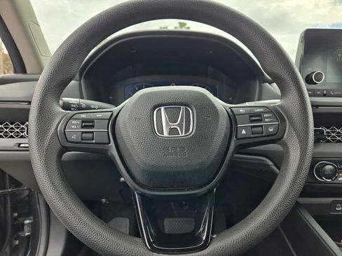 Used 2023 Honda Accord EX image 19