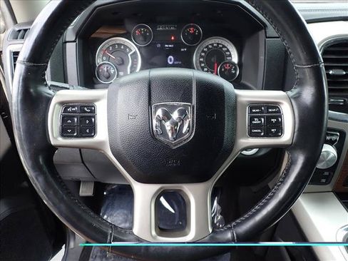 Used 2016 RAM 1500 Laramie w/ Convenience Group AWD/4WD image 13