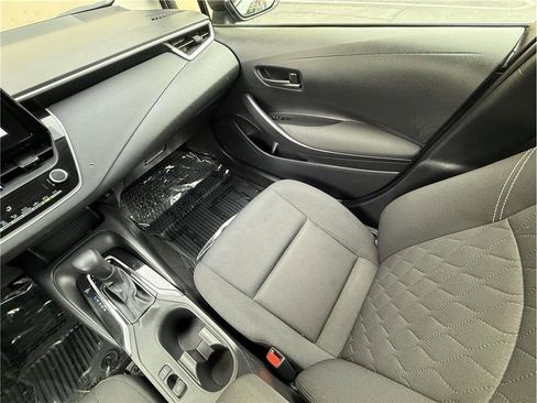 Used 2023 Toyota Corolla LE FWD image 39