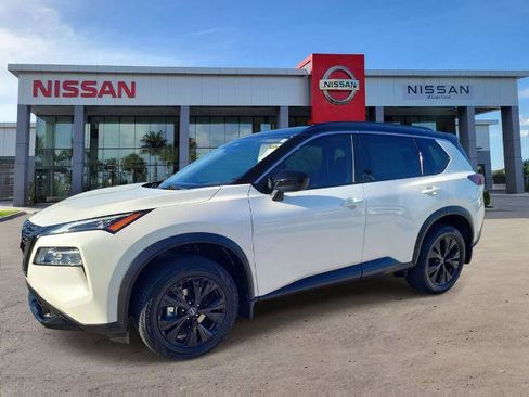 Certified 2023 Nissan Rogue SV w/ SV Premium B Package image 9