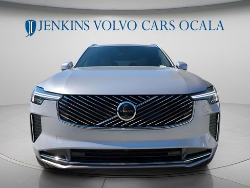 New 2026 Volvo XC90 B6 Plus w/ Protection Package Premier AWD/4WD image 9