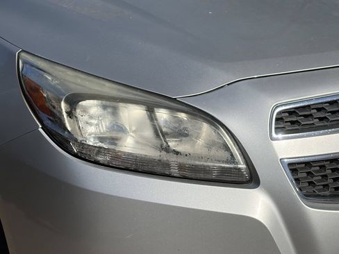 Used 2013 Chevrolet Malibu LS FWD image 7